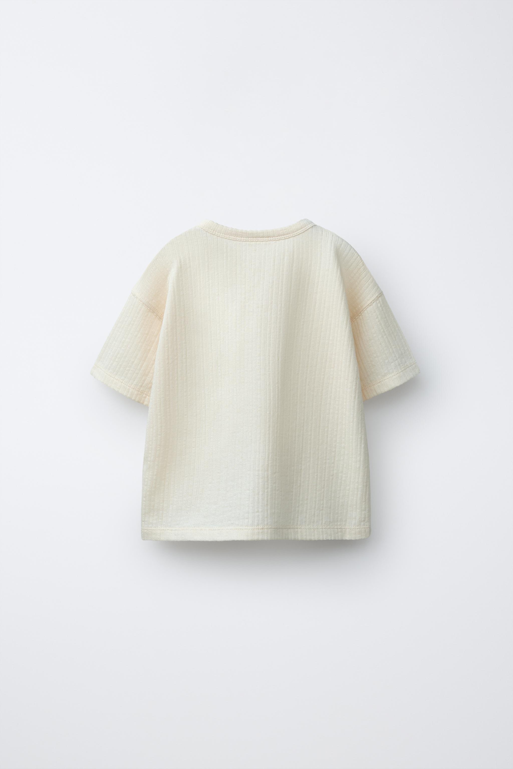 HENLEY NECK T-SHIRT